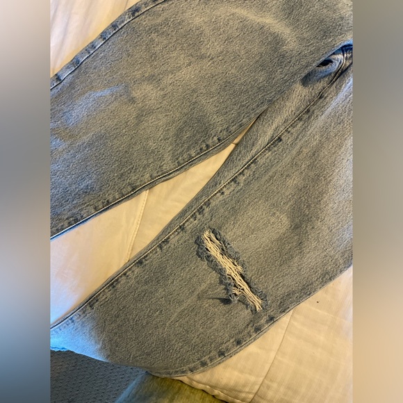 Vintage Straight Garage Jeans Light Wash Ripped Style - Picture 3 of 6